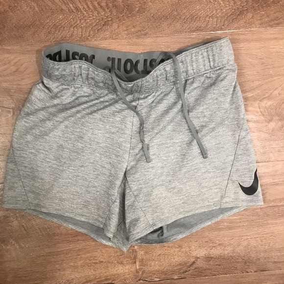 NIKE Women’s Shorts